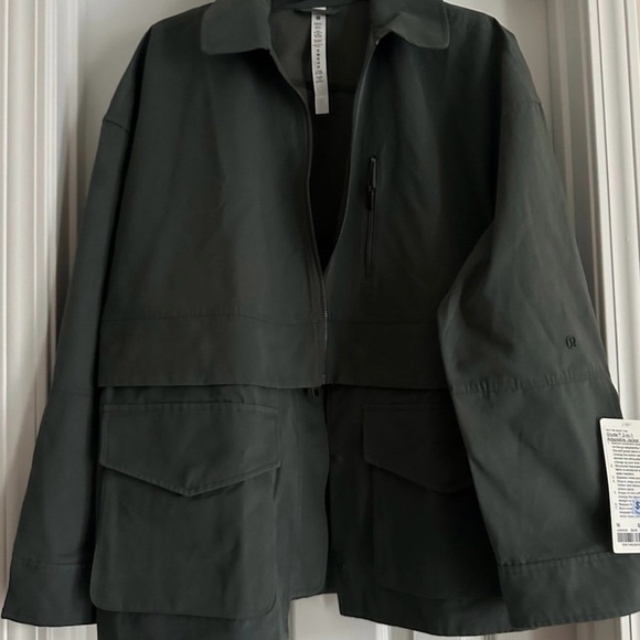 NWT Lululemon Athletic Apparel, Jacket M - Picture 4 of 6
